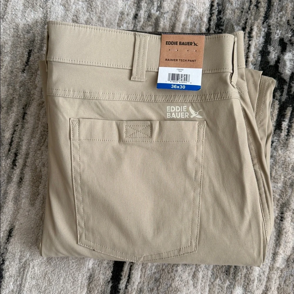 Men’s Eddie Bauer Rainier Tech Pants, size 36x30 - Picture 2 of 3